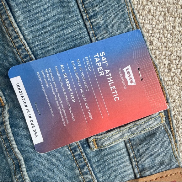 NWT Levi's 541 Athletic Taper Fit Mens 52x32 Big & Tall Stretch Jeans Med Blue - Picture 4 of 8